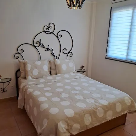 Daire Paraiso 1 *